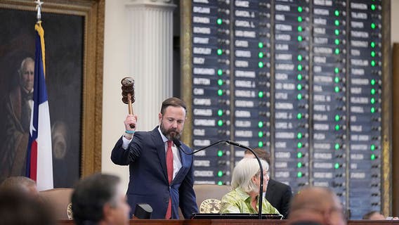 Texas House passes redrawn congressional map after hours of debate