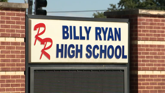 First Denton ISD board meeting since student stabbing does not address subject