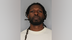 Jadeveon Clowney arrested for trespassing days before signing with Dallas Cowboys