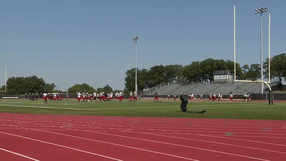 AED saves 7th grade football player who collapsed during game
