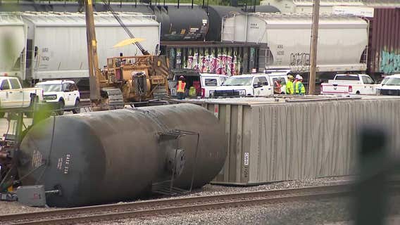 Train derailment in Fort Worth prompts limited shelter-in-place
