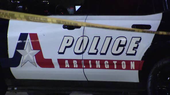 Pedestrian dies 11 days after Arlington crash