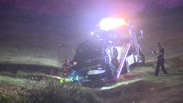 36-year-old man dead after car rolls into ditch in Arlington