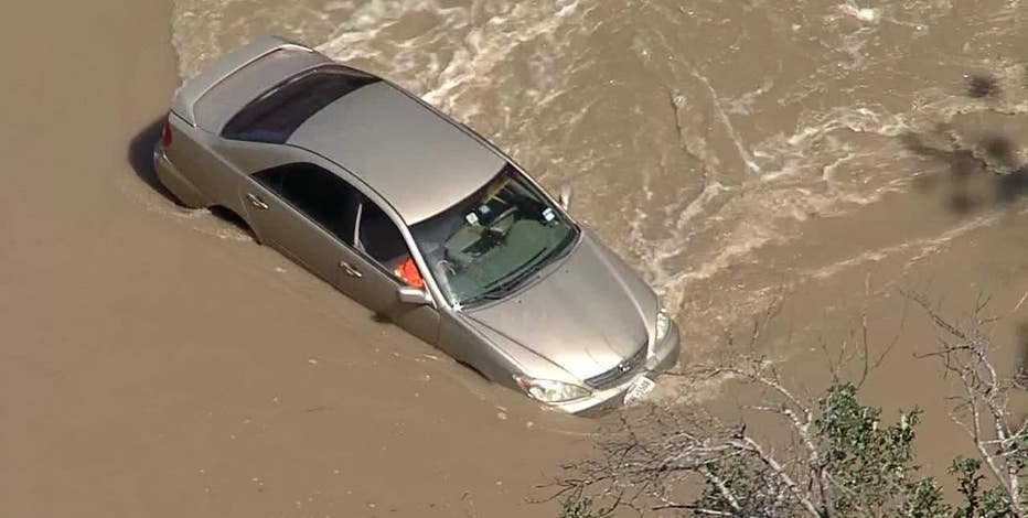 Driver rescued from high water in Ponder | FOX 4 Dallas-Fort Worth