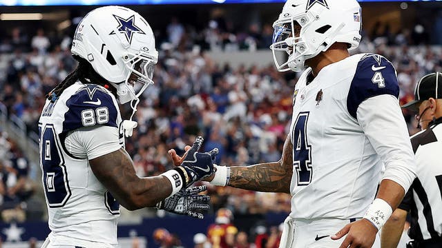 Cowboys rout Commanders 44-22, Lamb's return ignites offense