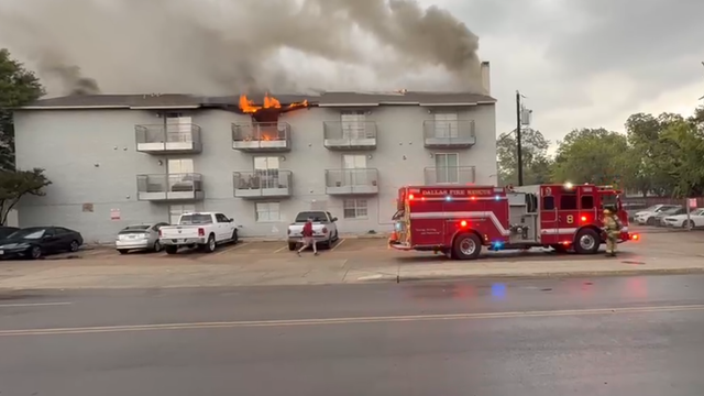 Two Dallas firefighters hospitalized after two-alarm apartment fire