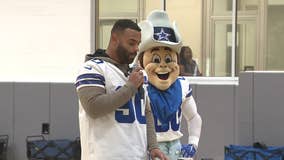 Cowboys player Solomon Thomas speaks to students about mental health