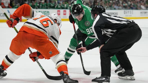 Stars face Ducks on FOX 4