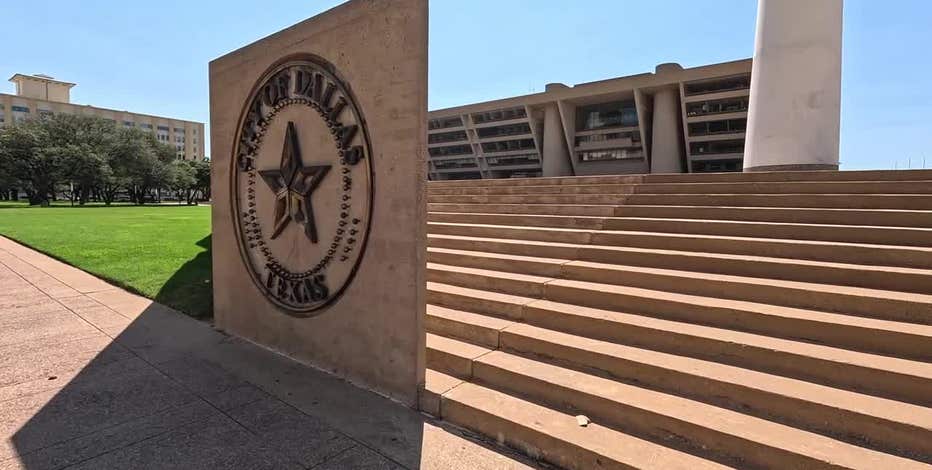 International expert astounded Dallas might demolish City Hall