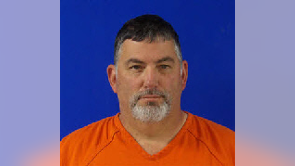 Van Zandt County Commissioner arrested on official oppression, impersonation charges