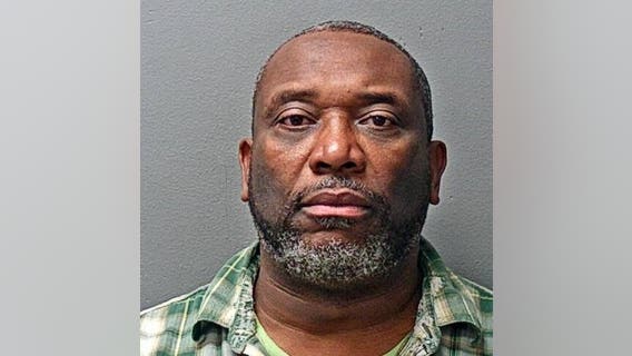 Fort Worth stabbing leads to 1 in critical condition, 1 arrested