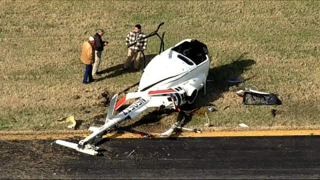 Helicopter crashes near training field in Fort Worth