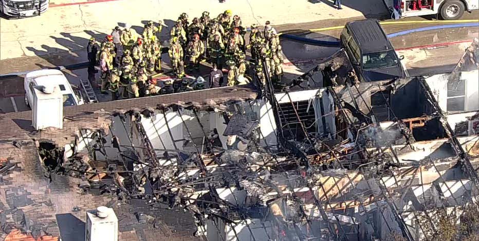 At least 60 people displaced in Fort Worth apartment fire