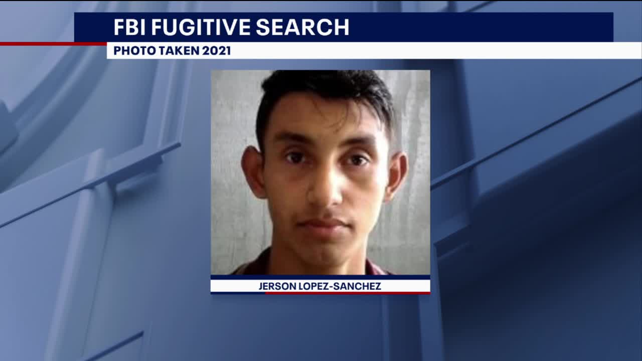 ICE searching for suspect accused of ramming agents in Lewisville