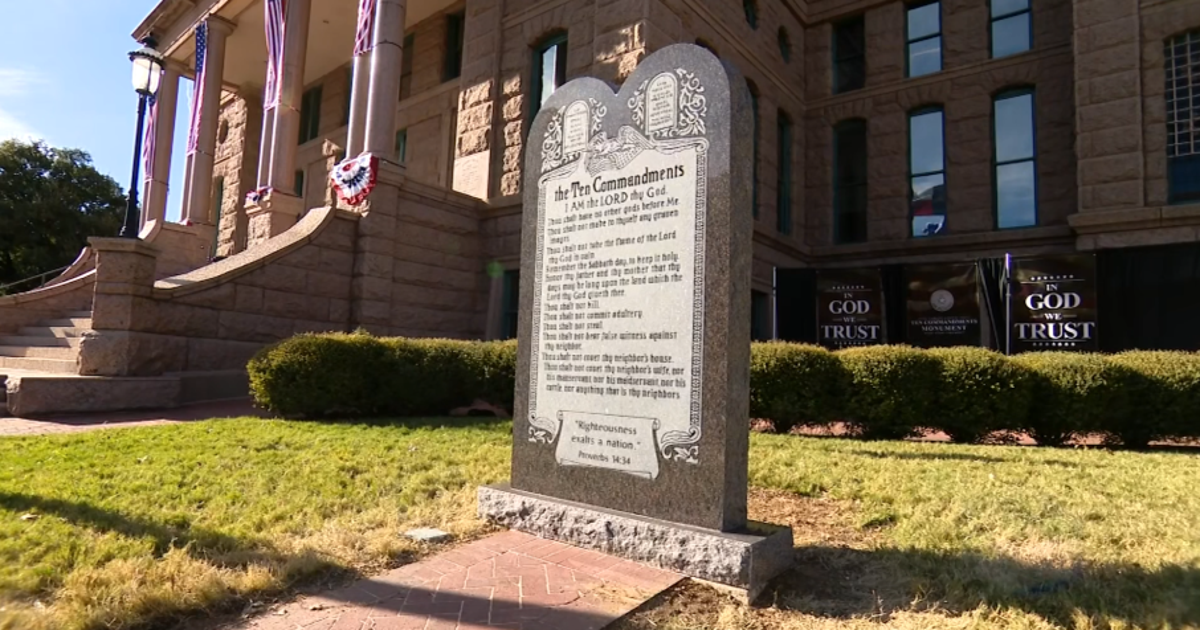 Ten Commandments monument unveiled at North Texas courthouse