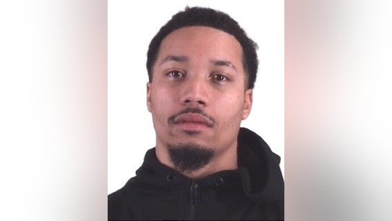 Man arrested for alleged iPhone armed robbery in Arlington, stole another phone earlier in Keller