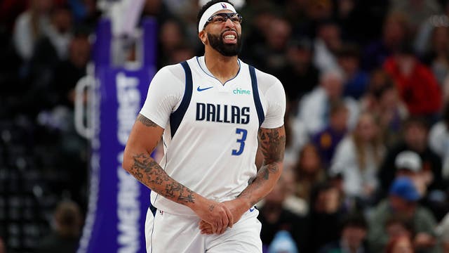 Anthony Davis hand injury could cost Mavs big man several months