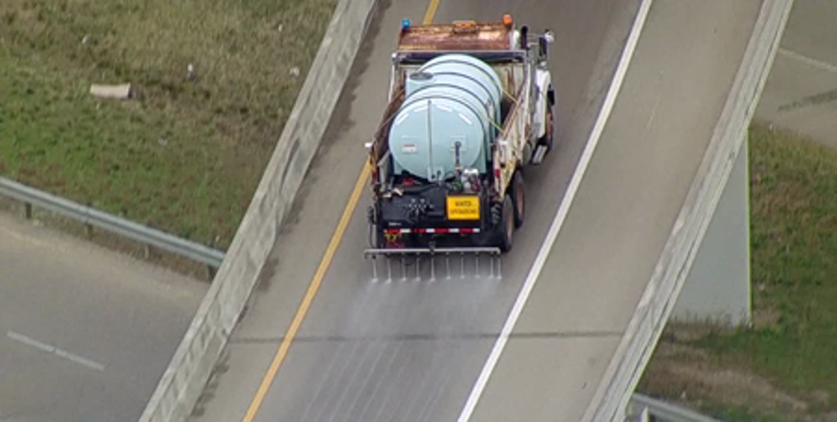 Dallas Weather: Crews pretreat roadways ahead of winter storm