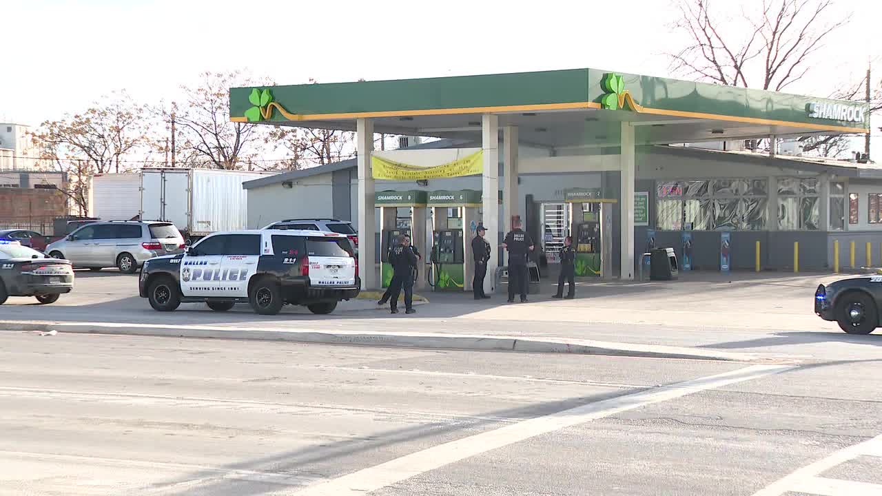 1 hurt in stabbing at South Dallas gas station
