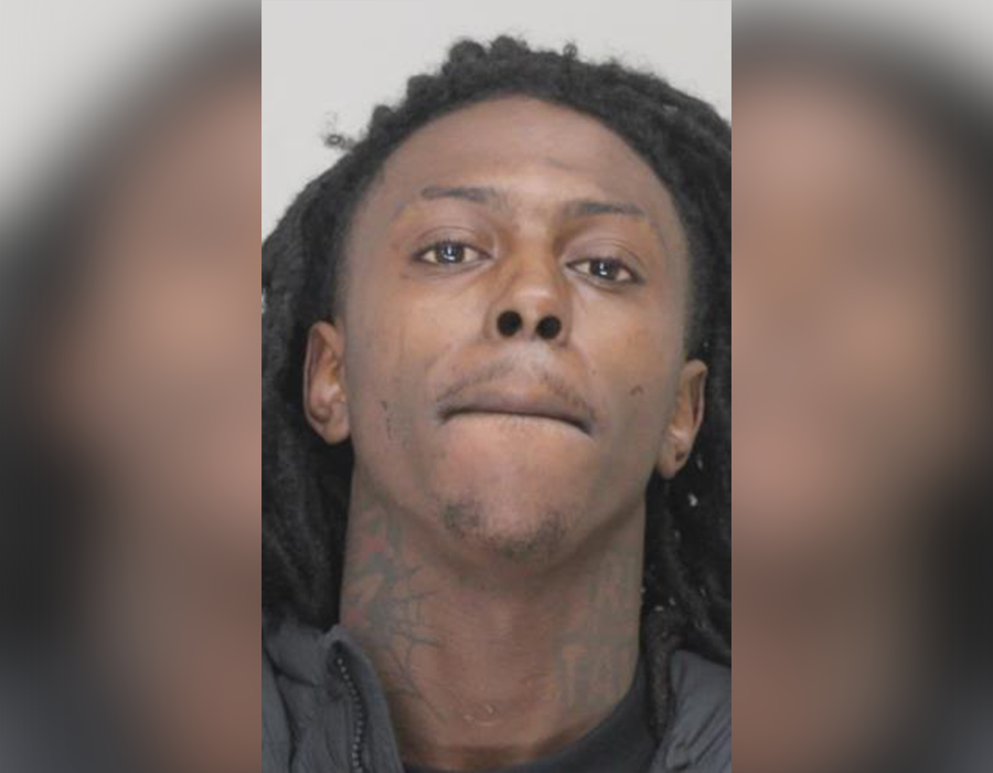 Dallas police arrest "documented gang member" for aggravated robbery