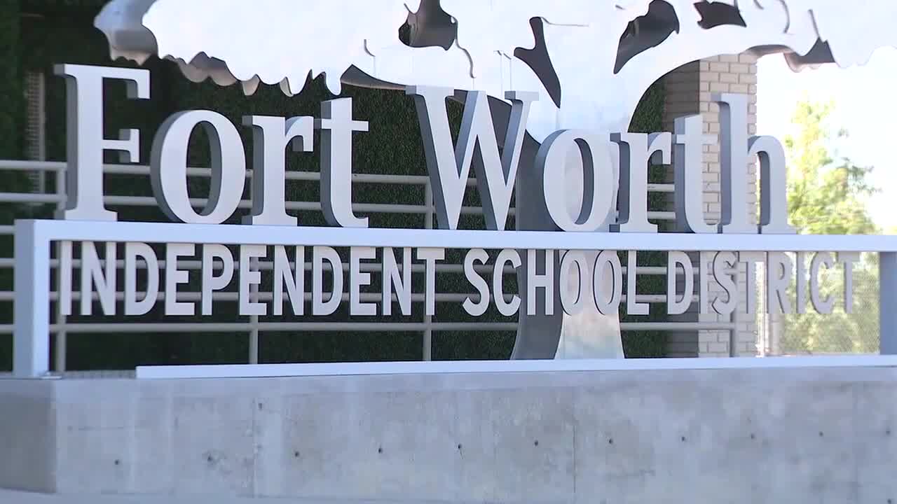 Fort Worth ISD to vote on prayer in schools