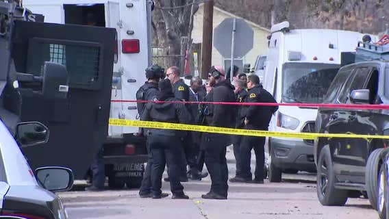 Suspect killed during confrontation with Dallas police SWAT officers