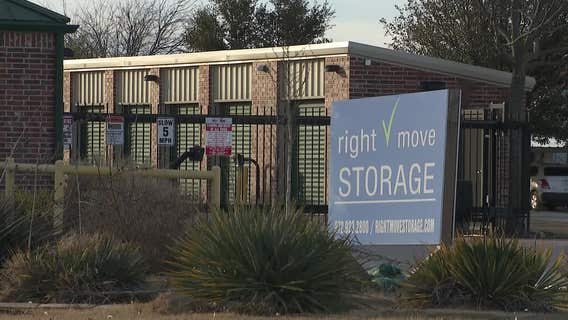 Waxahachie police searching for suspects in $50K storage unit burglary