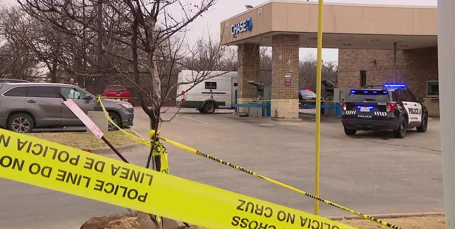 Armored car employee shot outside Balch Springs bank