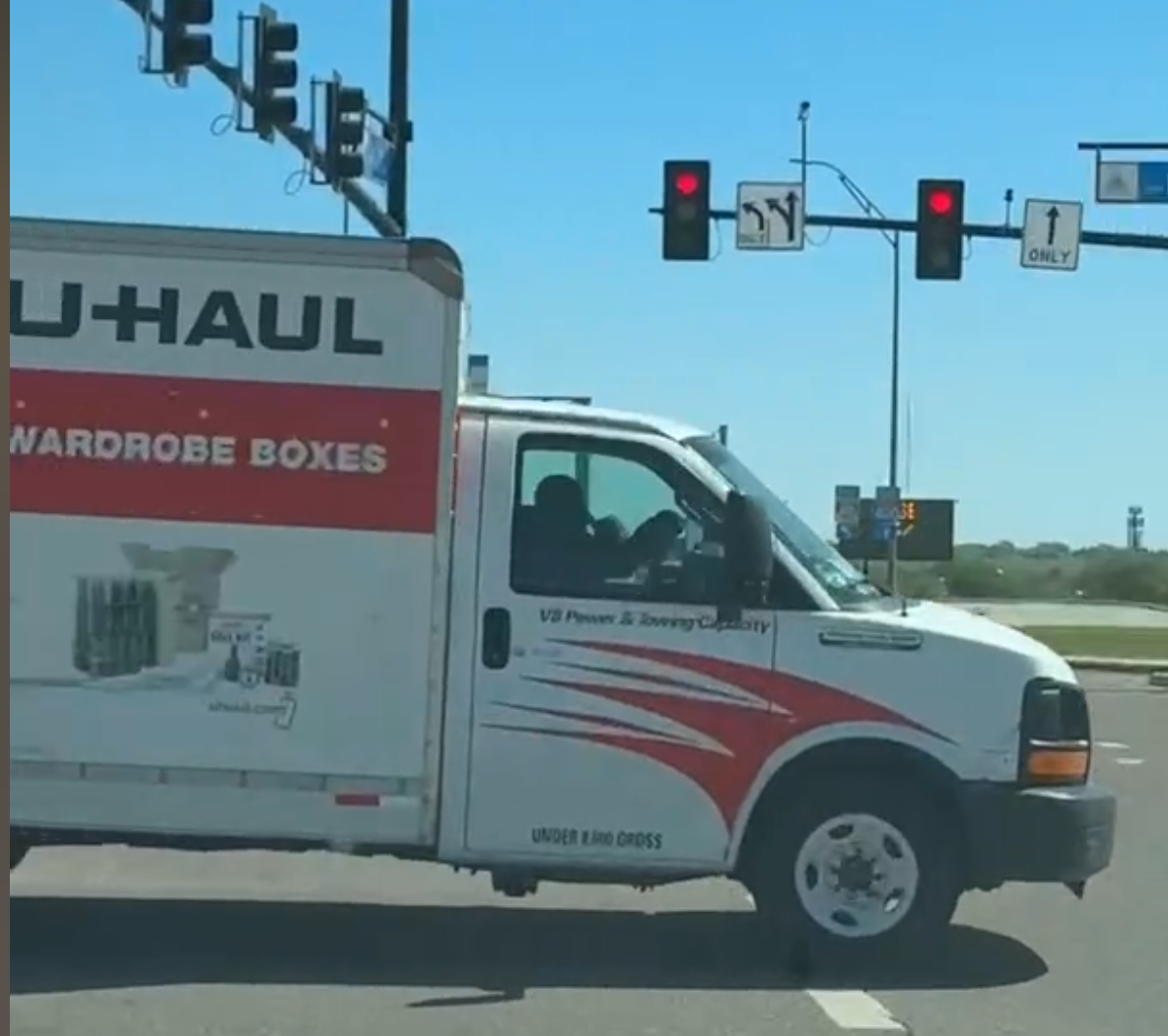 Suspect in U-Haul chase arrested after dragging officer and fleeing scene, police say