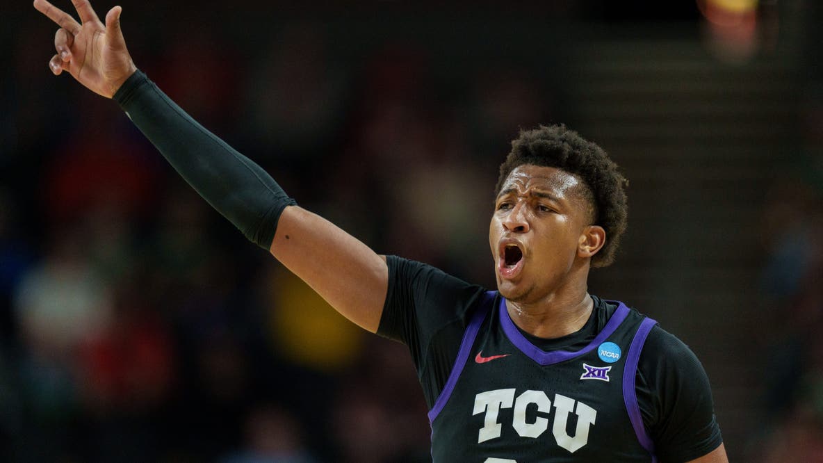 TCU pulls away from Ohio State late to advance in NCAA Tournament
