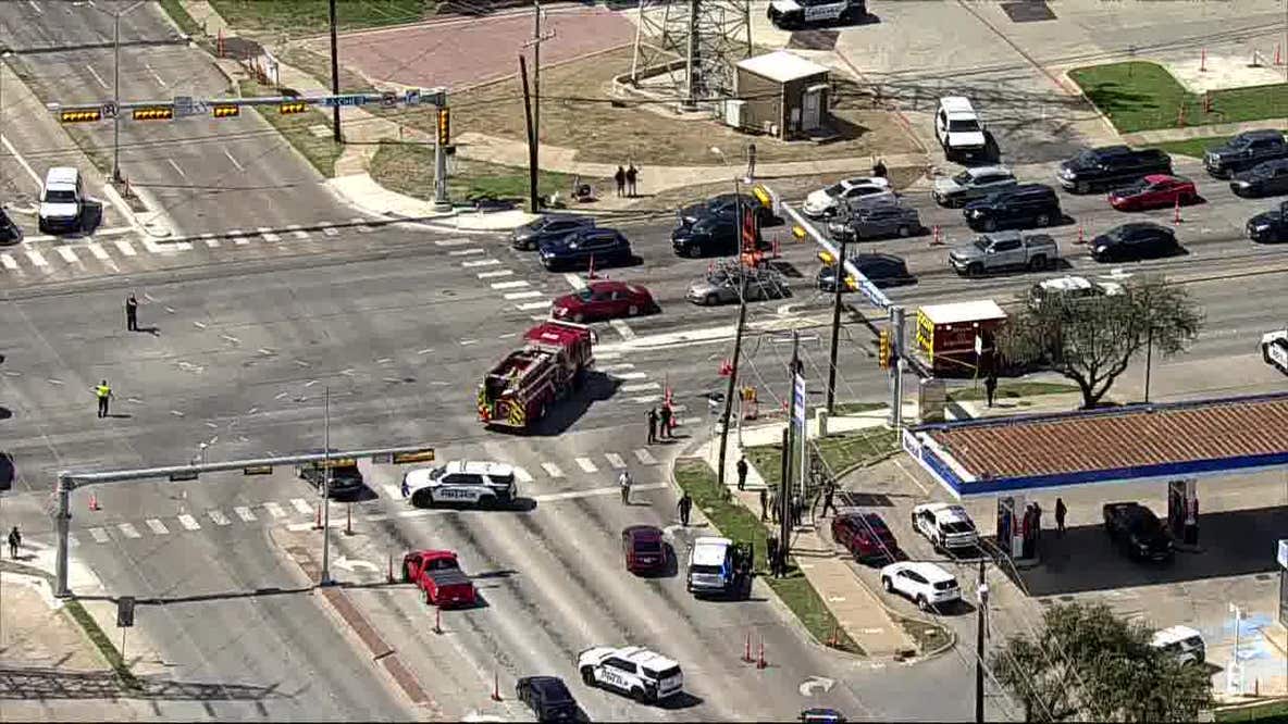Richardson gas station shooting suspect turns himself in