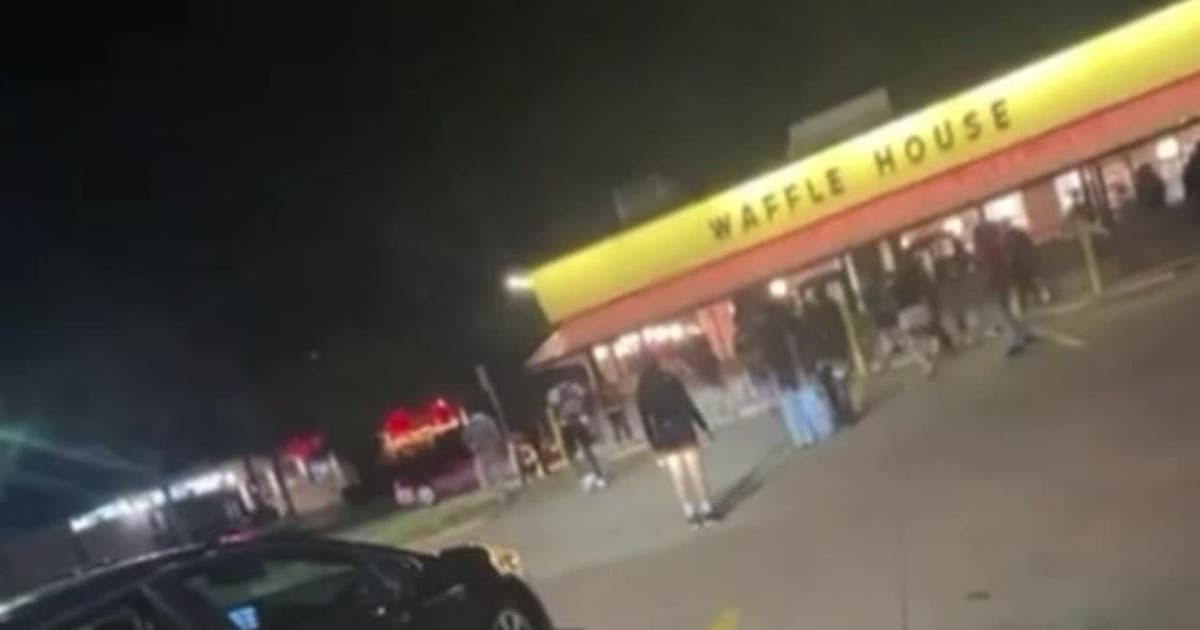 Richardson ISD student seriously injured in shooting at Waffle House  parking lot | FOX 4 Dallas-Fort Worth