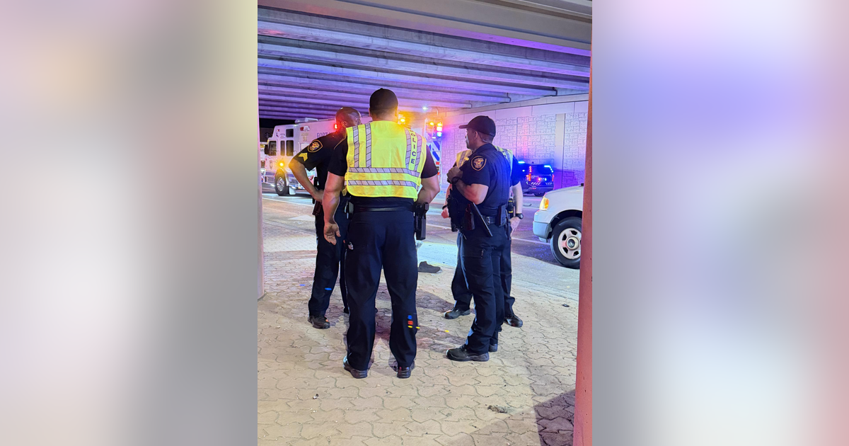 Woman killed, 2 children hospitalized after Fort Worth crash | FOX 4 ...