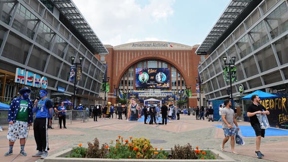 City of Dallas, Mavericks had discussions about new arena at City Hall site "over a year ago"