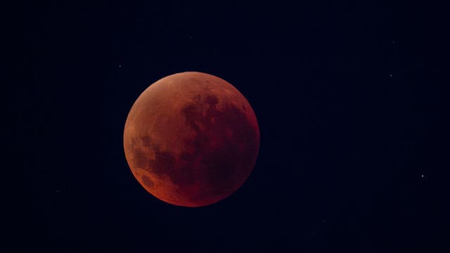 Total lunar eclipse in North Texas: Here's when you can see it