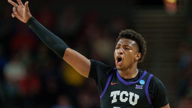 TCU pulls away from Ohio State late to advance in NCAA Tournament