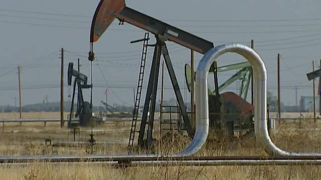 Texas oil production ticks up amid Iran war, but Dallas Fed warns of price uncertainty