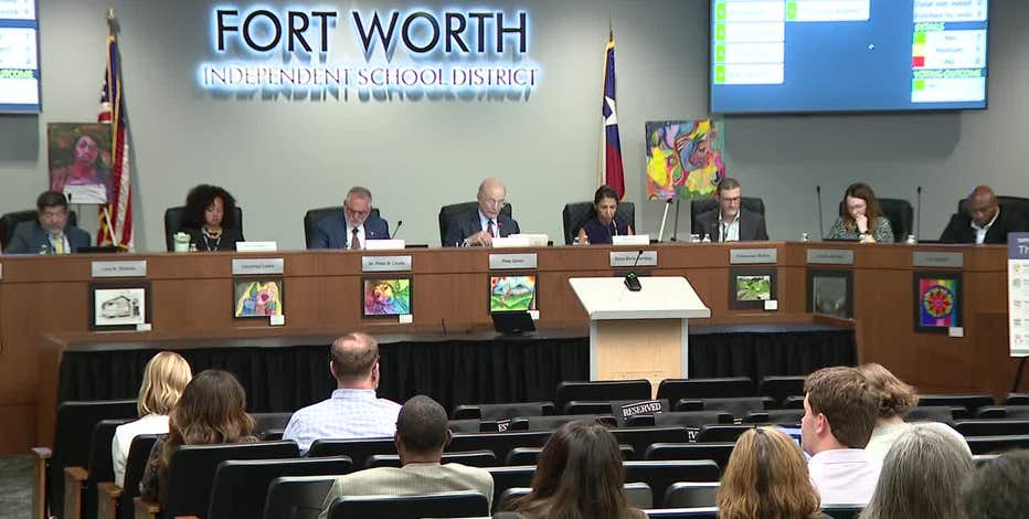 New Fort Worth ISD superintendent, school board address public for first time