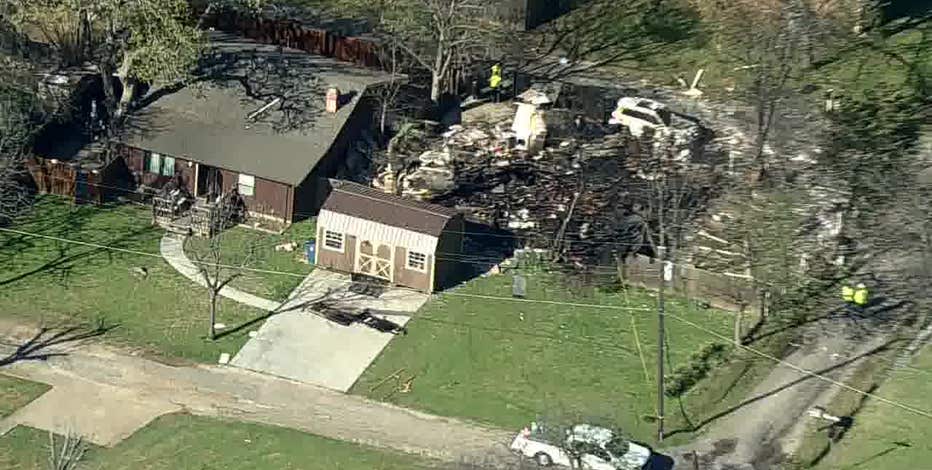 Lake Dallas house explosion forces resident evacuations