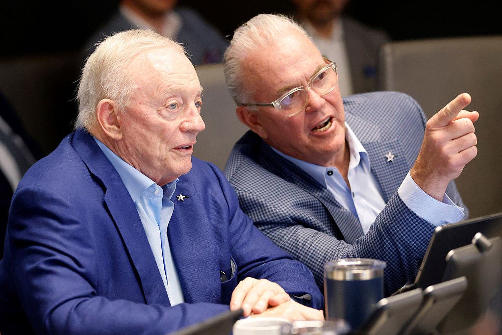 Cowboys interested in trading up in 2026 NFL Draft: report