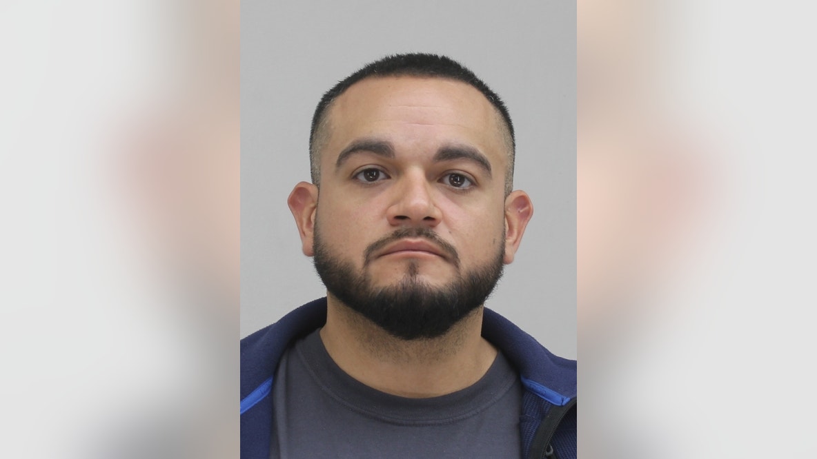 Dallas police officer arrested for evading arrest in prostitution case