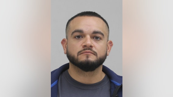 Dallas police officer arrested for evading arrest in prostitution case