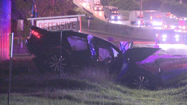 Dallas crash: 1 critically injured, several hospitalized near I-35E and I-20 interchange