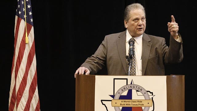 Robert Cluck, mayor who brought Dallas Cowboys to Arlington, dies at 87