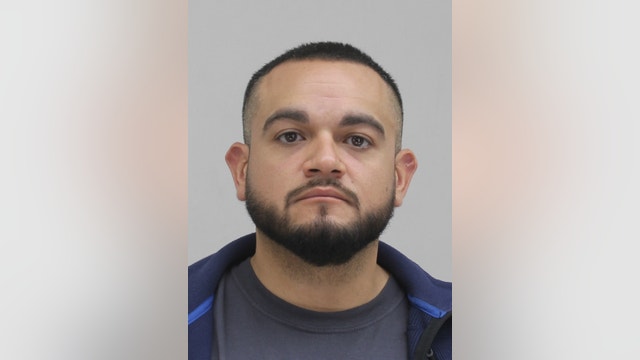 Dallas police officer arrested for evading arrest in prostitution case