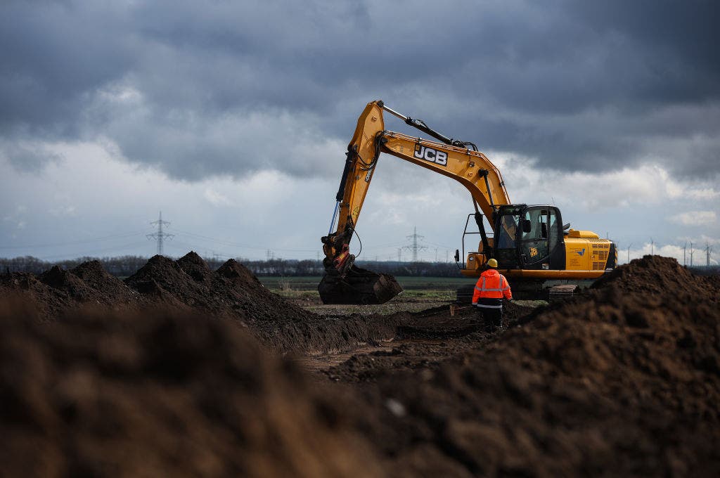 52-year-old Rockwall County construction worker killed in excavator accident
