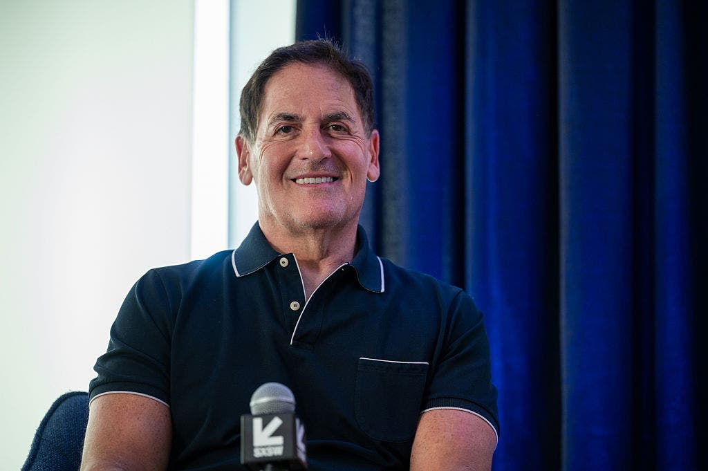 Mark Cuban helps University of Dallas fund basketball trip to Europe after travel troubles