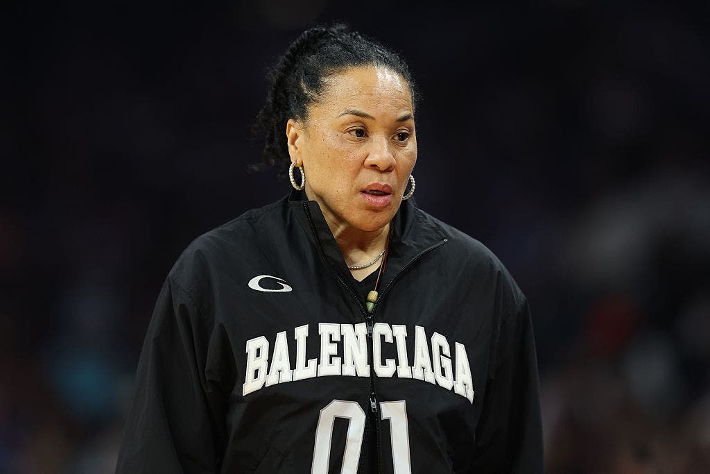 Mavs could interview Dawn Staley for head coach vacancy: report