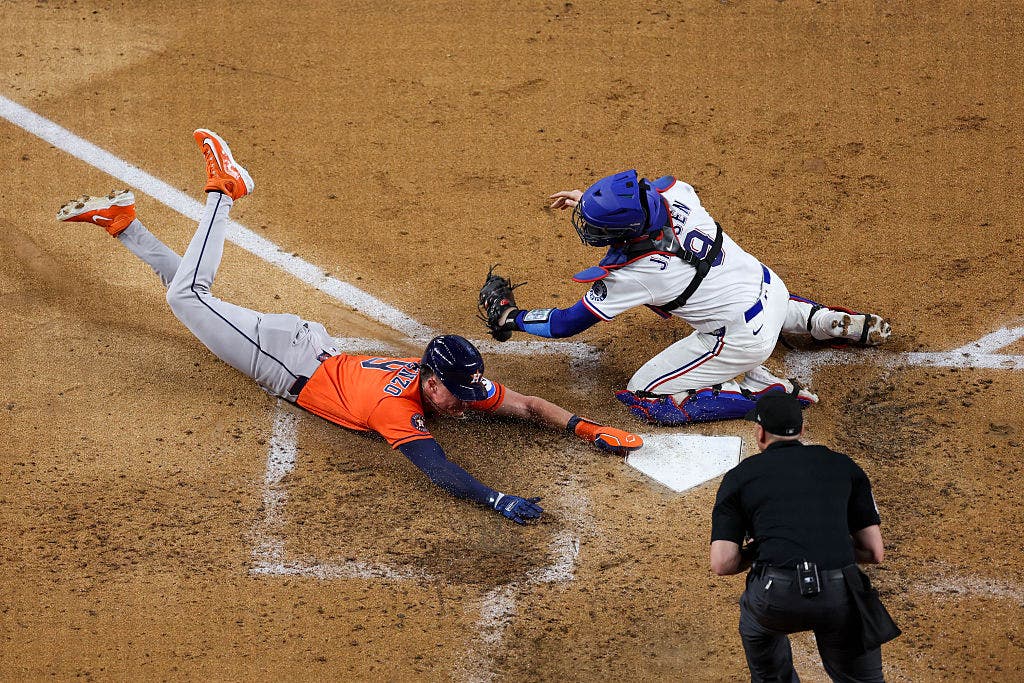 Rangers held hitless by Astros in combined no-hitter