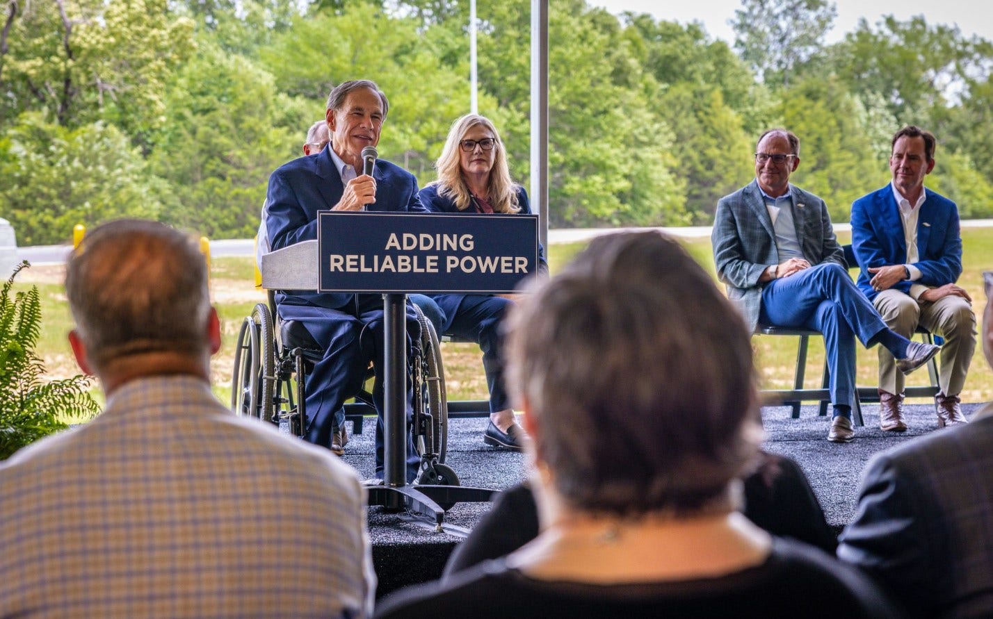 Governor Abbott opens 460 MW Pin Oak power plant, first under Texas Energy Fund